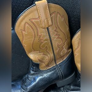 Smokey Mountain boys western boots. Size 4.5